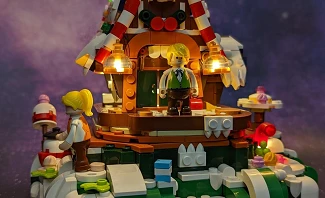Wholefun lightup gingerbread house