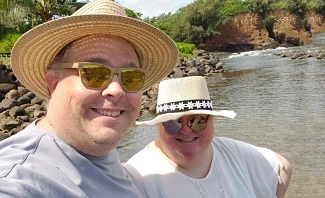 james in hawaii wearing wallaroo hat