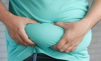 man with gut health problems from not using probiotics to help microbiome