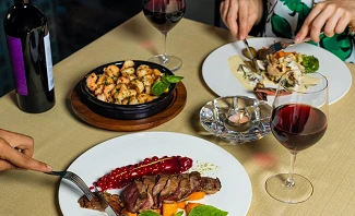 these are some of the worst foods for a date night dinner