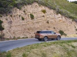 2025_Lincoln_Navigator_Black_Label_Sunrise_Copper_04_original